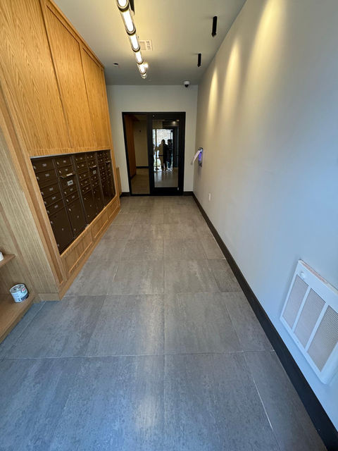 Reveals defects or damage: Paint smudges, scratches, or installation flaws are easier to spot in a clean space.
Allows for final corrections before handover or occupancy.