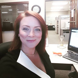 38658545_480572089082437_324772846534813