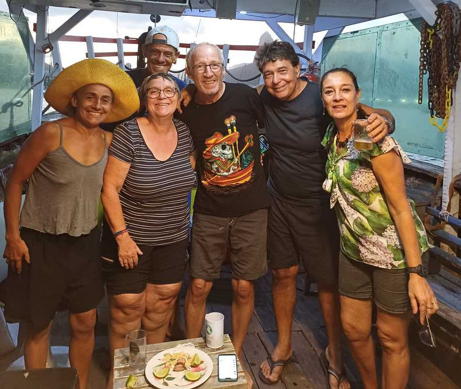 Maria, Weber, Myriam et Giovani avec l'équipage de Shazzan à Rio