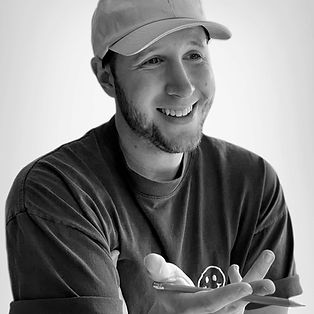 Forister_Kevin_18-02-01_4403-Portrait (1)_edited.jpg