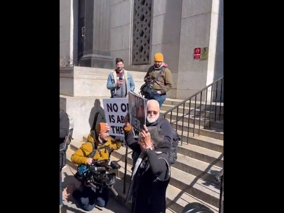 NYC-2 anti-Trump protesters! Trump is baiting black hats! Keep praying!