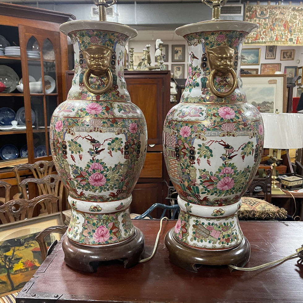 Thumbnail: Pair of Chinese Porcelain Lamps