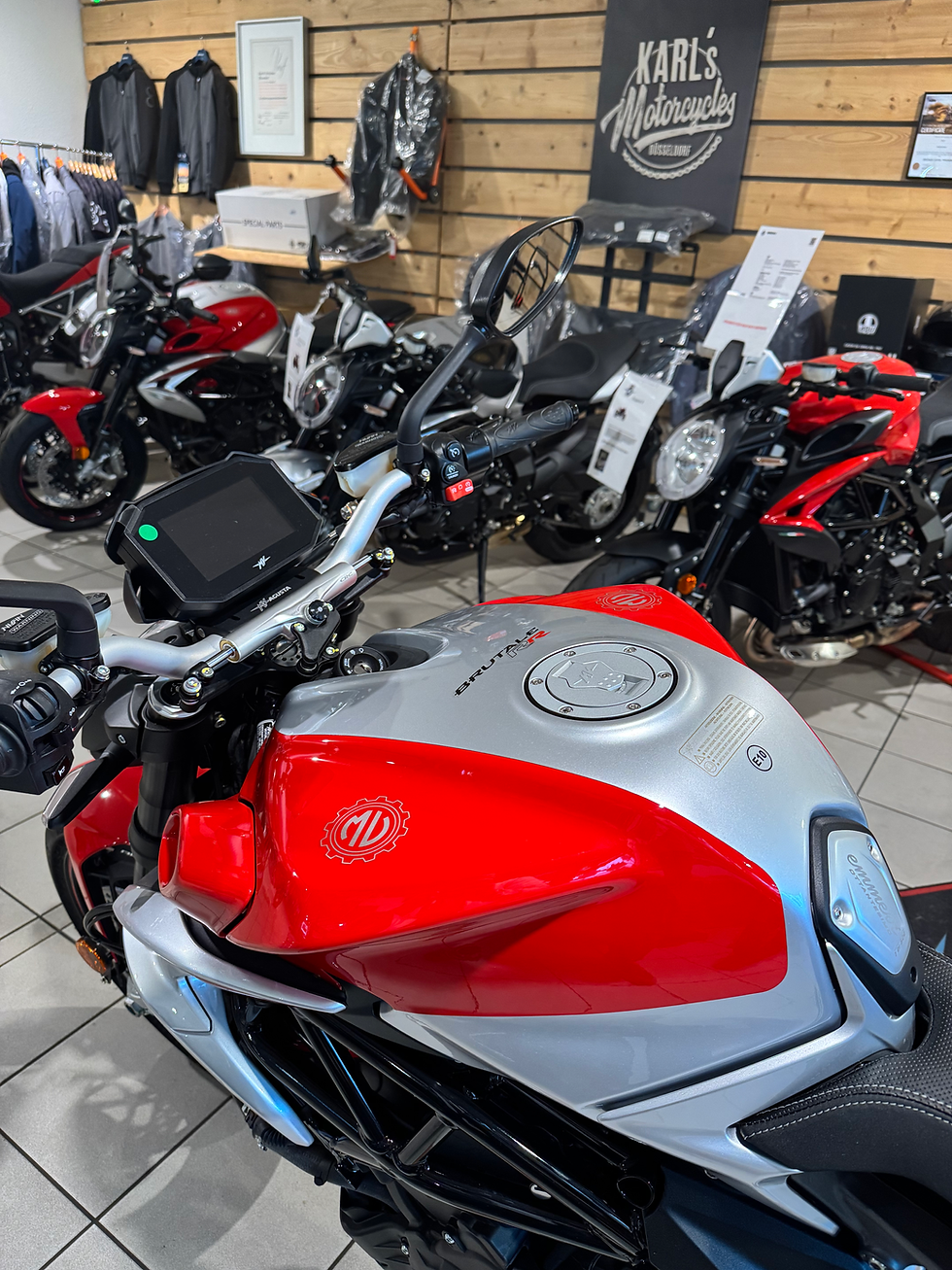Miniaturbild: Brutale 800RR Ottantesimo