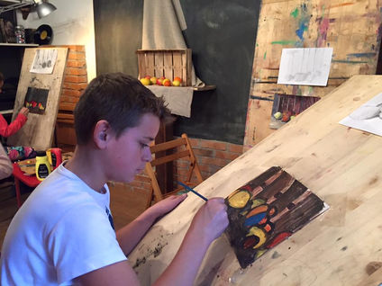 Varázsecset Tanoda: az önfeledt alkotás szigete