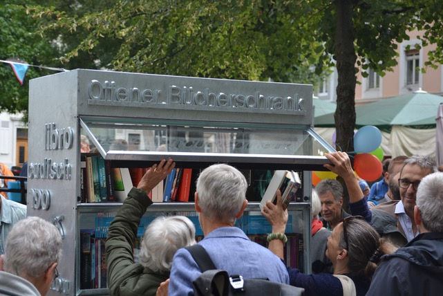 Miniaturbild: Offener Bücherschrank "Hartwig"