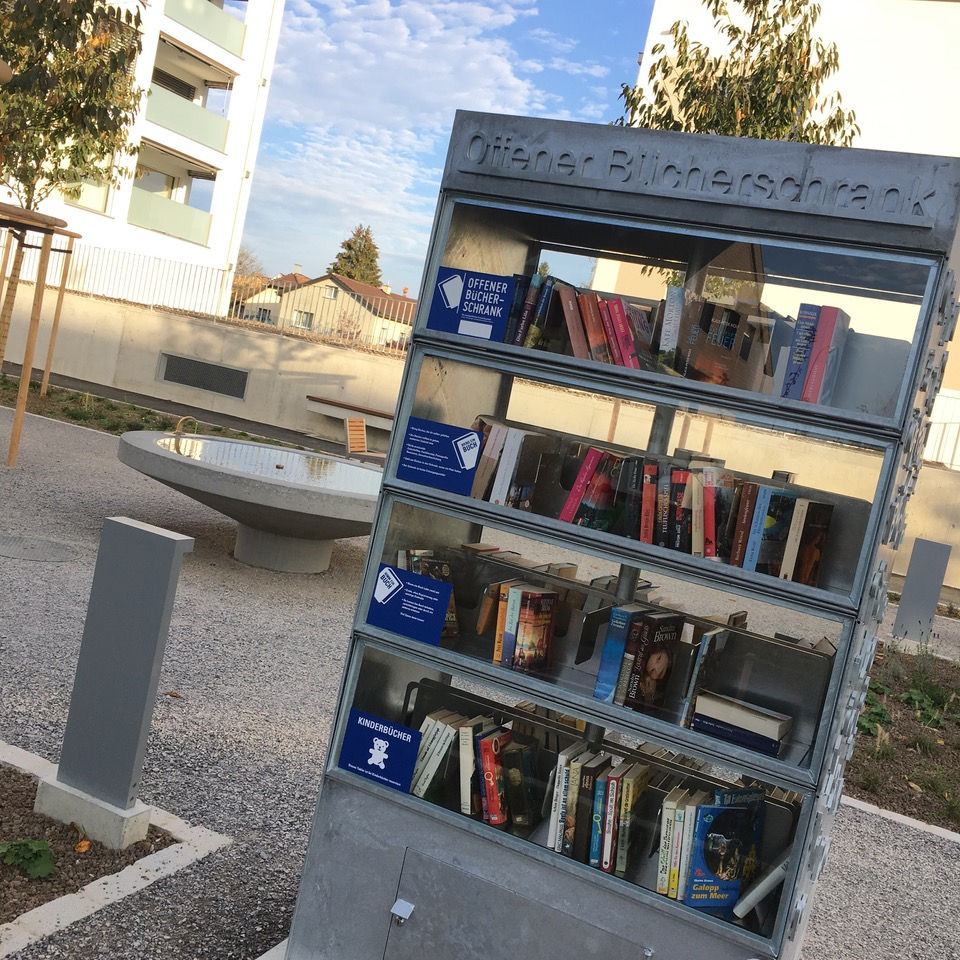 Miniaturbild: Offener Bücherschrank "Hartwig"