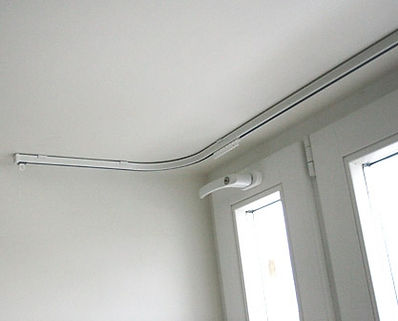 cortineo de riel flexible curvo