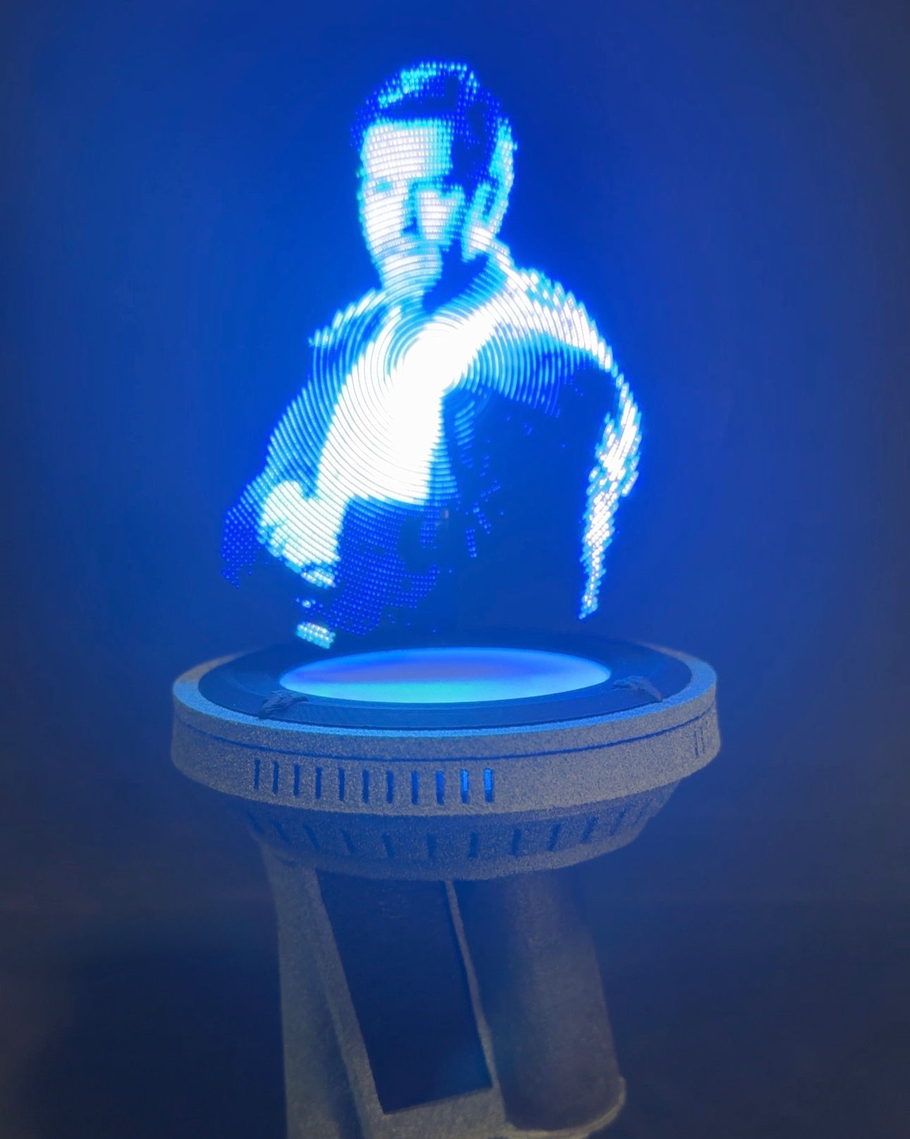 Fusion Holo Projector — 1/6 Hologram Display + Sound + LED Ring (USB-C)