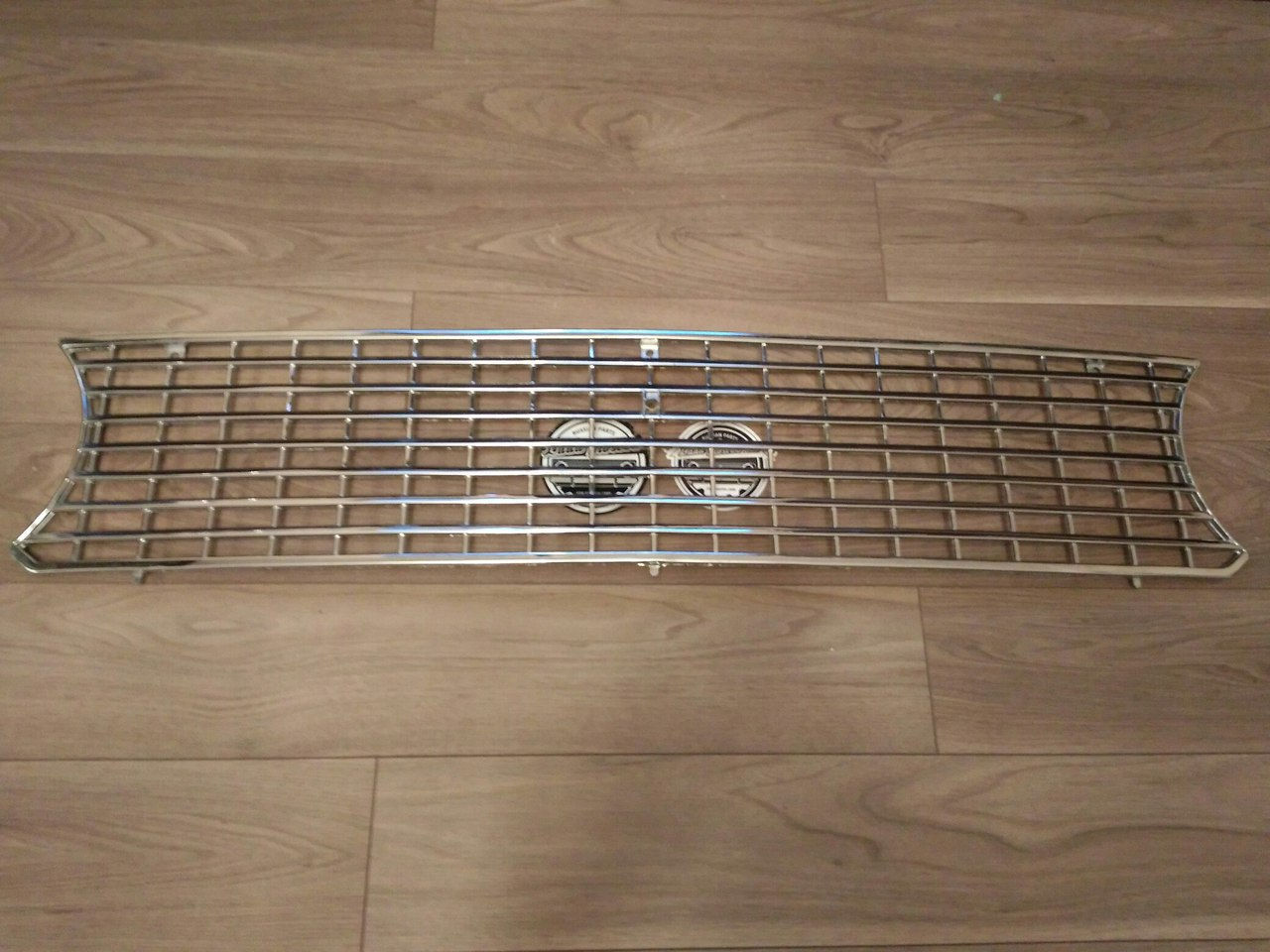 New Radiator Grille Kühlergrill LADA 21011 21013 2102