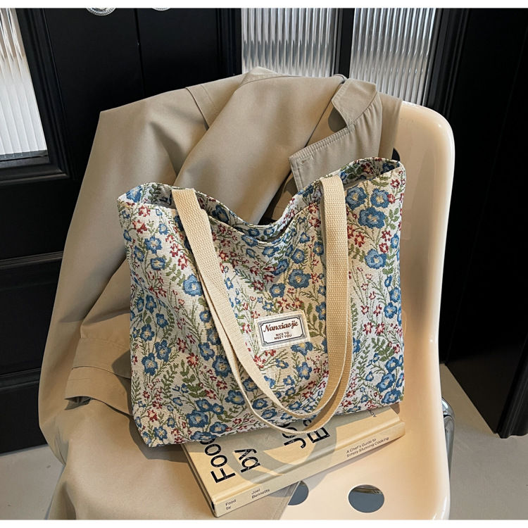 Thumbnail: Trendy Fashion Versatile Shoulder Canvas Bag