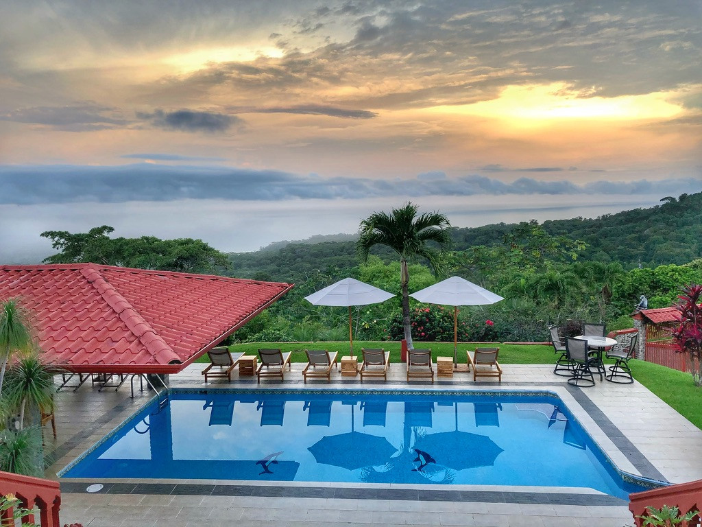 Topanga Villa