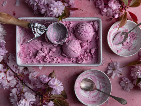 RAW CASHEW CHERRY NICECREAM