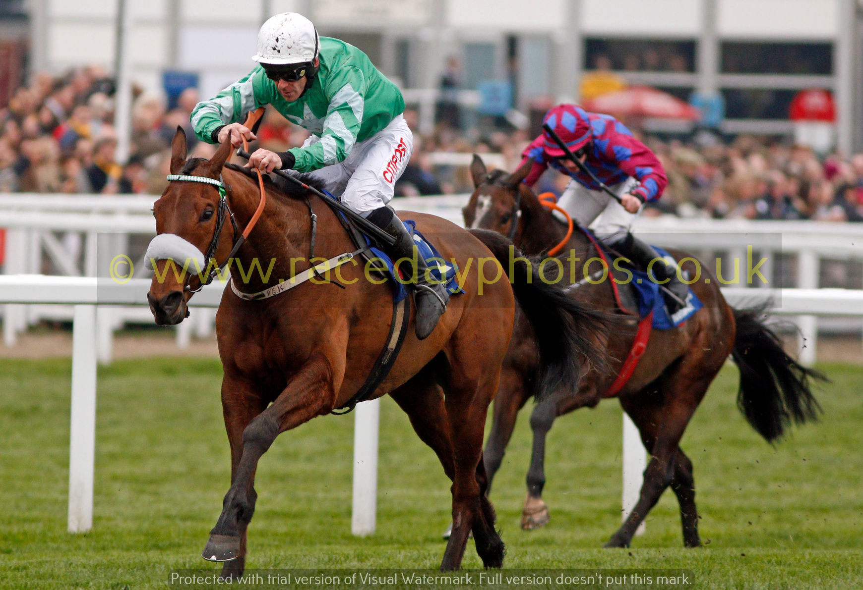 Presenting Percy sees off JURY DUTY