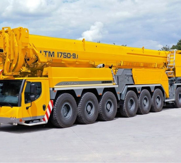 THE LARGEST 900 TON MOBILE CRANE IN EUROPE IS EQUIPPED WITH OMNICOMM