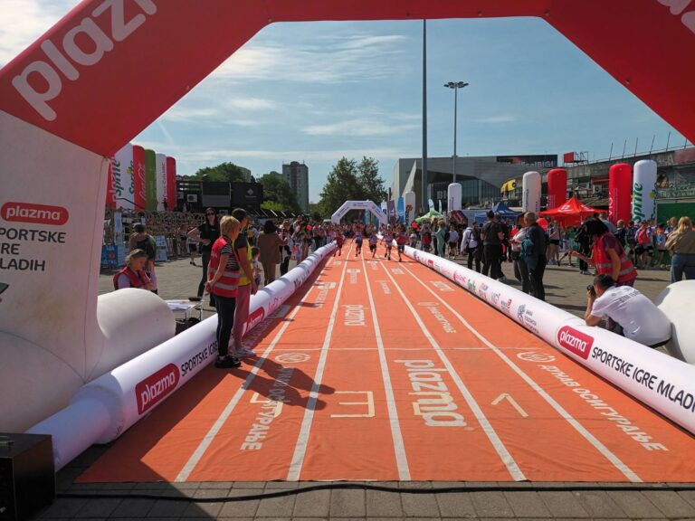 26. maja Sportske igre mladih na Trgu partizana u Užicu