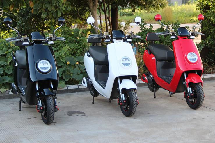 Thumbnail: Electric Motorcycle with Smart LCD Display