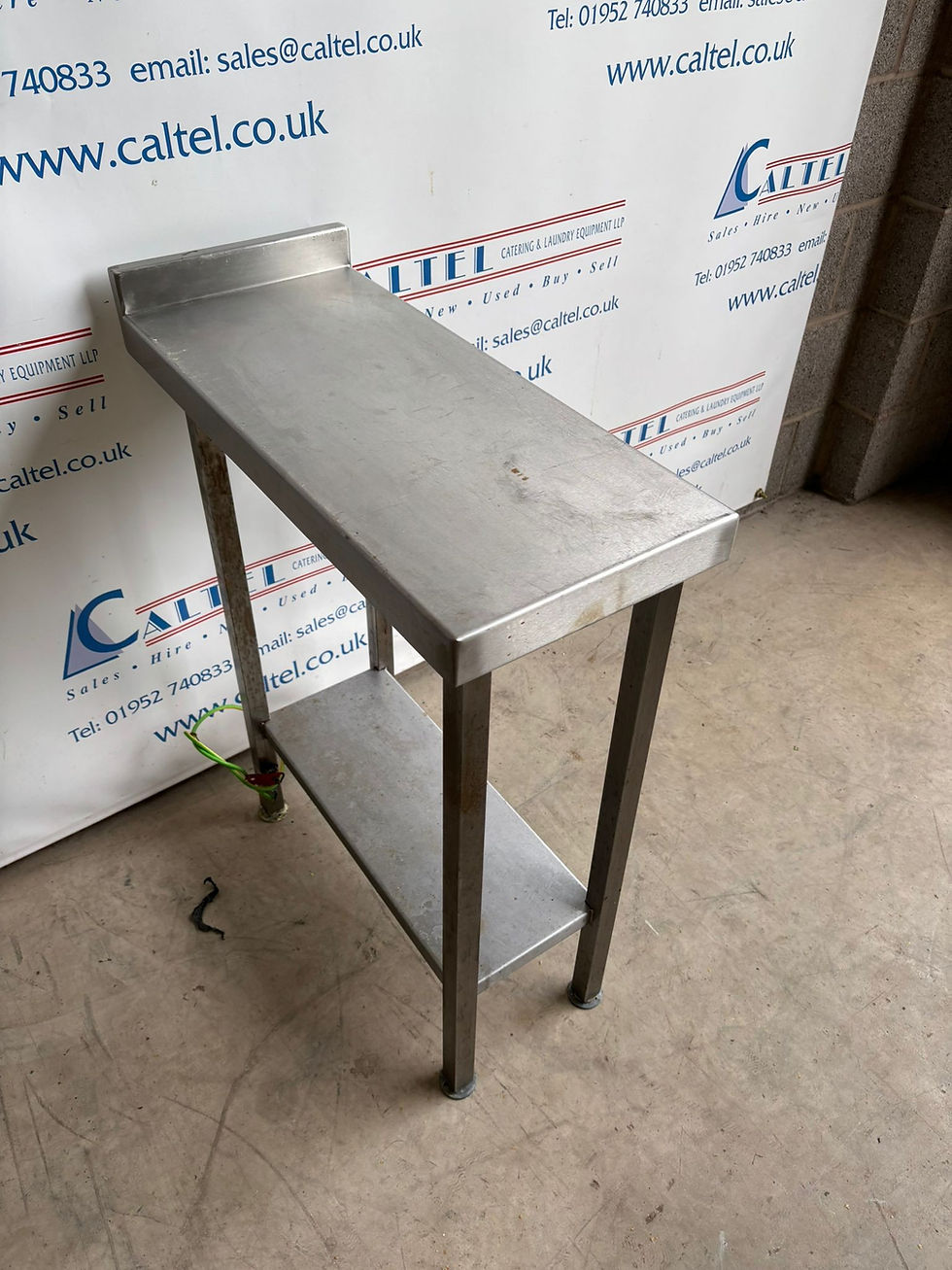 Thumbnail: 300x700 Spacer Table
