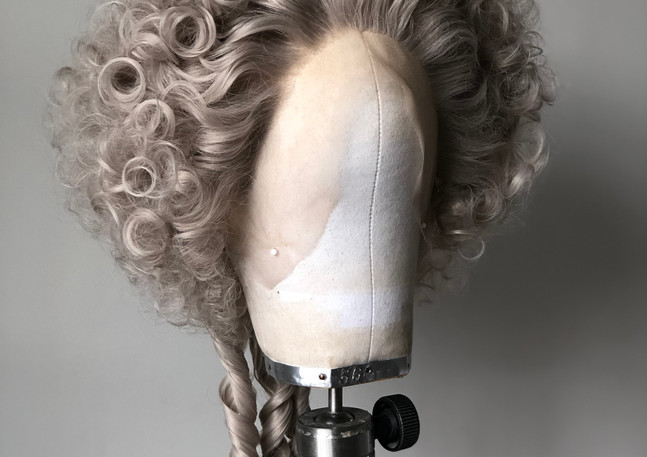 18th Century "Hedgehog" Hairstyle