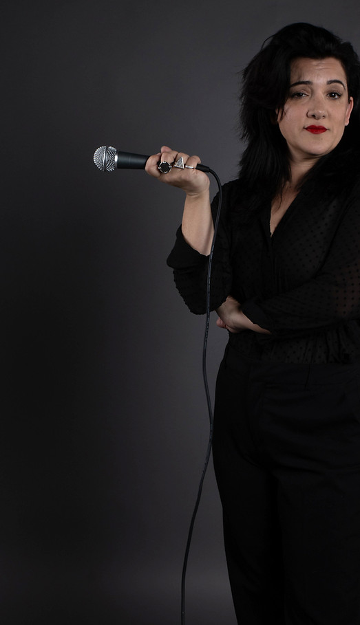 סדנת כתיבה סטנדאפ שושנה_edited.jpg