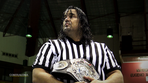 ÚLTIMA HORA: ¿'Mr. Rayting' Ray González a regresar a WWC en Aniversario 46 como árbitro esp
