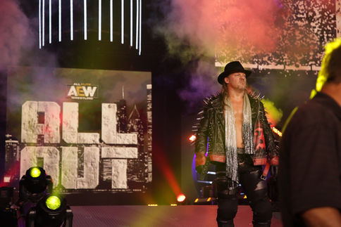 AEW obtiene otra victoria en la lucha libre profesional con el evento ALL OUT (FOTOS)