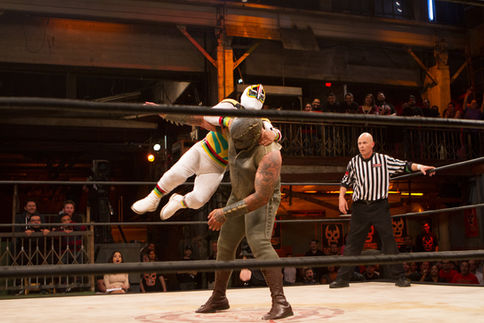La Copa Cueto continúa esta noche en Lucha Underground