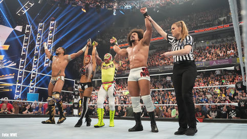 ÚLTIMA HORA: Carlito Caribbean Cool regresa a WWE con Rey Mysterio y Santos Escobar