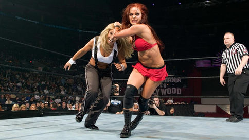 Christy Hemme revela por qué se tuvo que retirar de la lucha libre