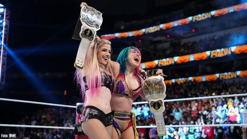 ÚLTIMA HORA: Alexa Bliss y Asuka NUEVAS Campeonas en Pareja de WWE