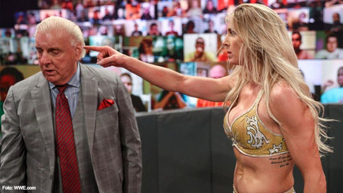 RAW: A night of legends and a night of a very special challenge