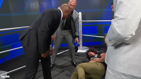 Carlito brutalmente atacado por The Street Profits y Bobby Lashley (VIDEO)