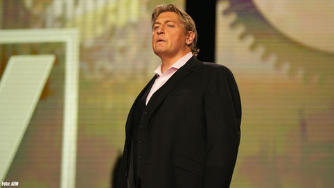 ÚLTIMA HORA: Tony Khan revela William Regal estará fuera de AEW