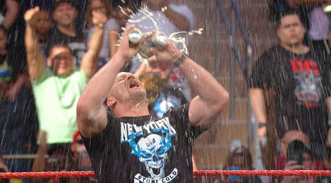 WWE: Steve Austin y The Undertaker regresaron al Madison Square Garden... y de qué manera (VIDEOS)