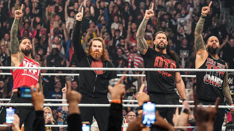 Bloodline se reúne con más fuerza; ¿Roman Reigns aún con dudas?