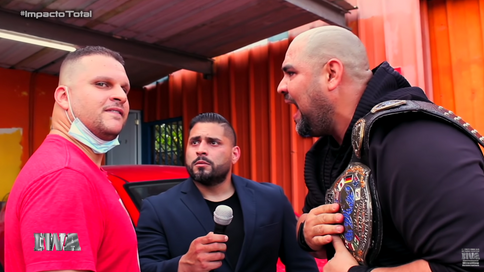 IWA celebró lucha por el Campeonato Mundial en un "junker" y en la mayor alta definición (VIDEO)