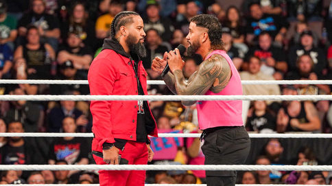WWE continúa tocando la fibra familiar con la reunión de Jimmy y Jey Uso