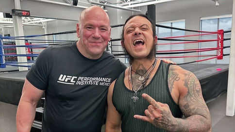 Dana White y Mecha Wolf
