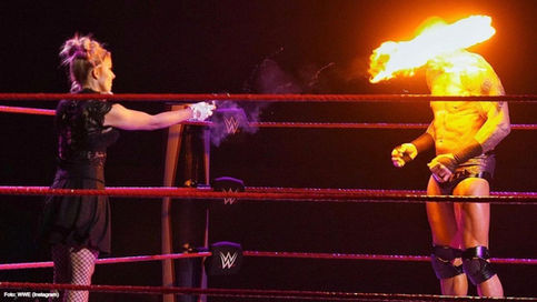 WWE Raw: Alexa Bliss reminds Randy Orton why you should not to play with fire