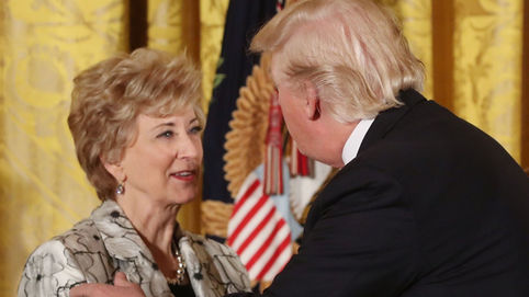 Linda McMahon: De WWE a Secretaria de Educación en Estados Unidos