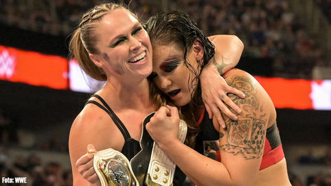 Ronda Rousey y Shayna Baszler marcan un nuevo rumbo en la división de parejas femenina de WWE