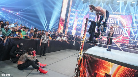 CELEBRACIÓN EMPAÑADA: Reigns y Solo pierden gracias a The Usos; Sayn y Owens retienen