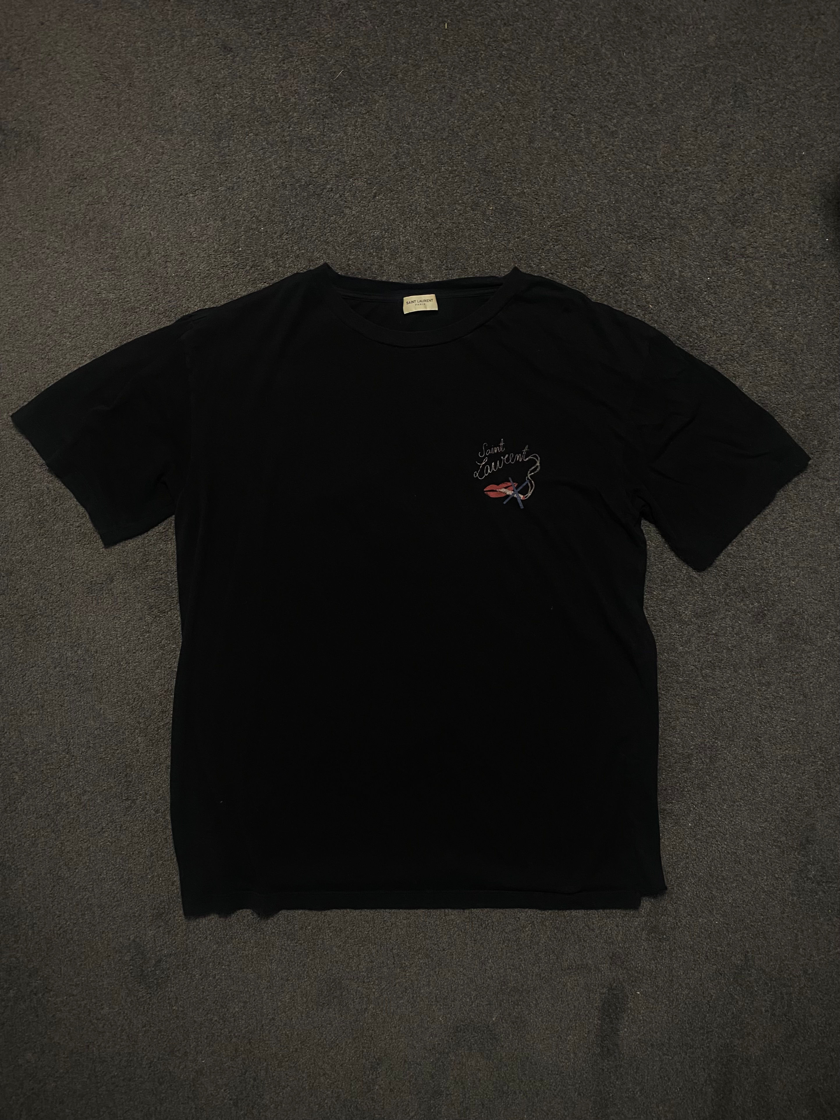 Saint Laurent Paris SS17 no smoking