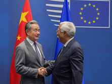 China, EU pledge to uphold multilateralism, enhance cooperation