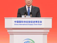 China promotes win-win outcomes in global industrial, supply chains: vice premier