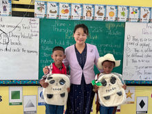 Bahamian Chinese ambassador visits local school's Chinese language club