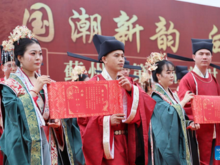 Group wedding ceremony held in China's Tianjin
