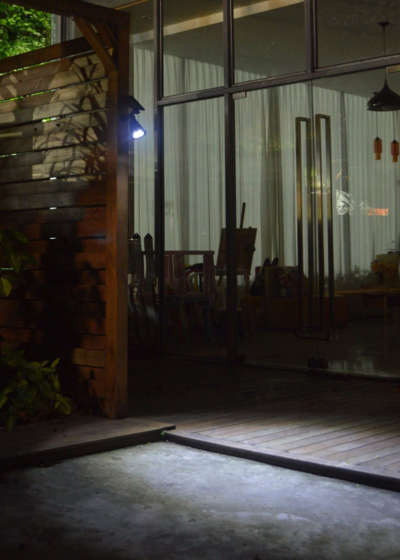 Miniatura: LUZ SOLAR DE JARDIN