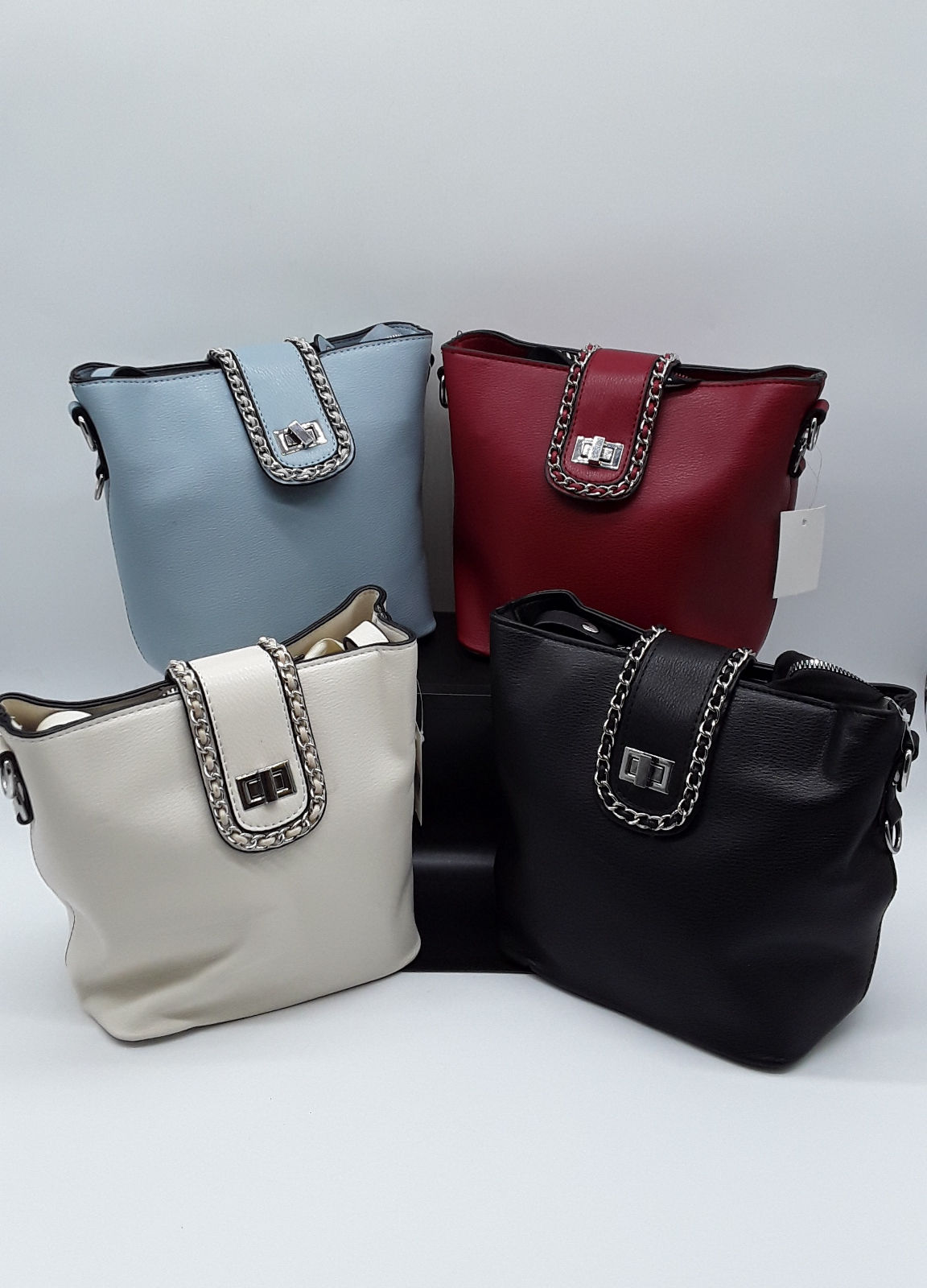 Cartera de mujer en cuero