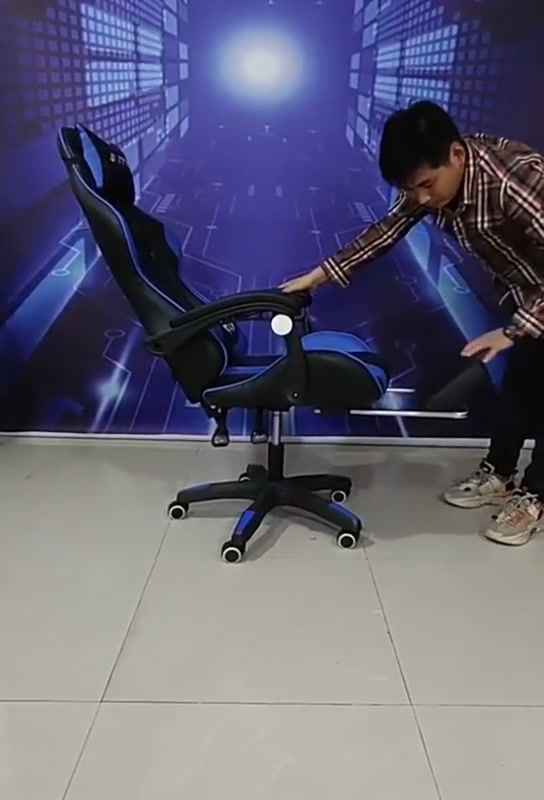 Miniatura: SILLA GAMER CON DESCANSA PIES NEGRA GAMING CHAIR WITH FOOT REST BLACK