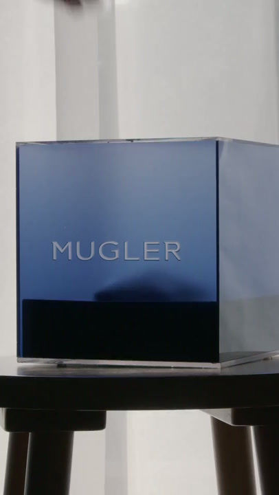 TASHAJAMES-MUGLER-ALIEN.mp4